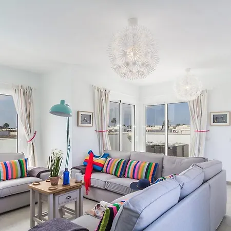 Villa Pebbles By Playa Blanca (Lanzarote)